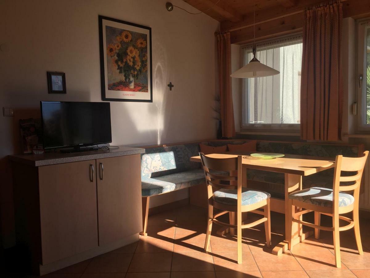Weingut Zundlhof Villa Bolzano Exteriör bild