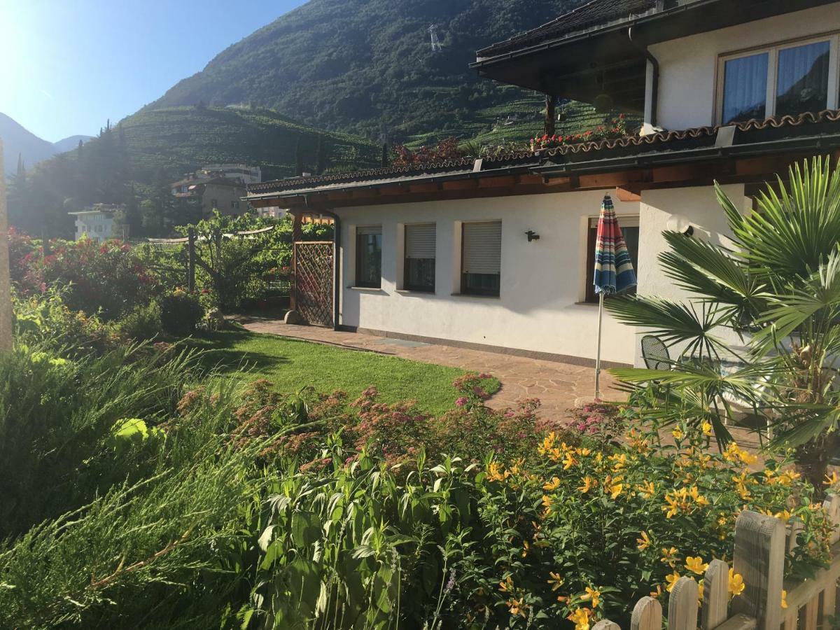 Weingut Zundlhof Villa Bolzano Exteriör bild