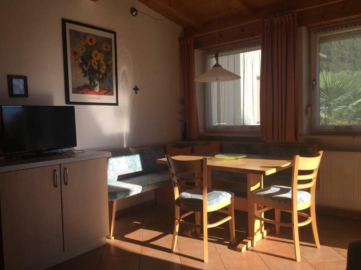 Weingut Zundlhof Villa Bolzano Exteriör bild